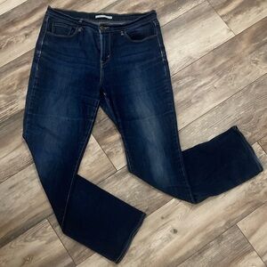 Levi’s Women’s 505 Straight Medium Wash Denim Jeans Size 10